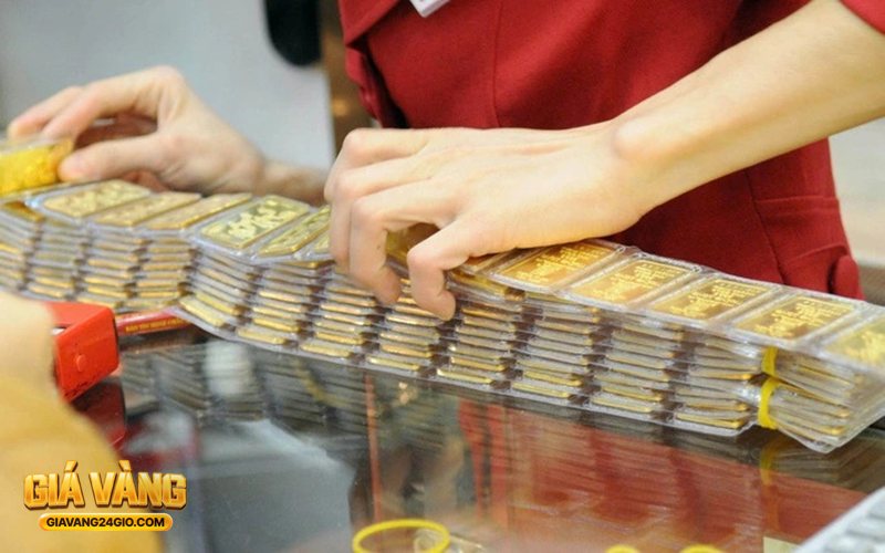 Giá vàng tây hôm nay - Vàng 18K, 14K và 10K khác nhau ra sao?