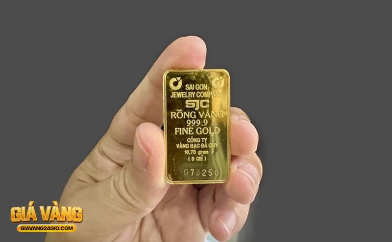 Giá vàng giảm - Chính sách và cung cầu trong nước
